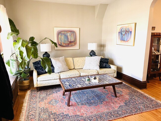 Building Photo - 3668 Wilmington Ave