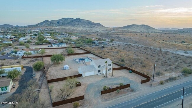 Building Photo - 1819 W Joy Ranch Rd