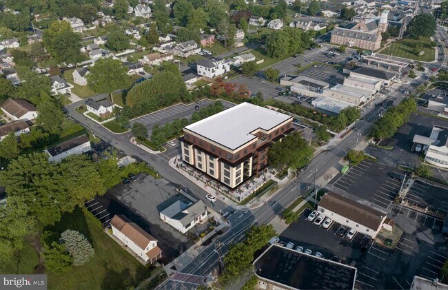 Building Photo - 128 N Bond St