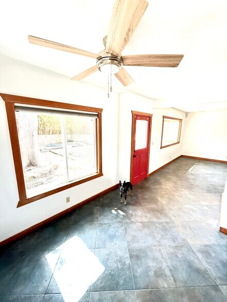 Living & Dining - 2626 Delaware St