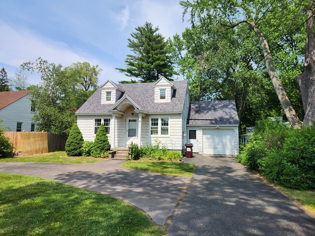 Primary Photo - 203 Consaul Rd