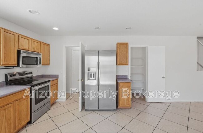 Building Photo - 3332 S Bowman Rd