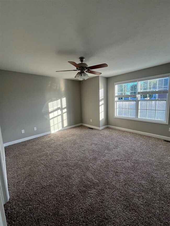 Building Photo - 279 Audley Ave