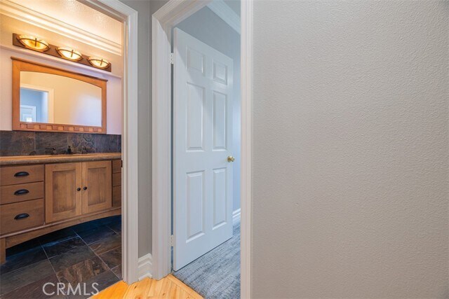 Building Photo - 1417 Sea Ridge Dr