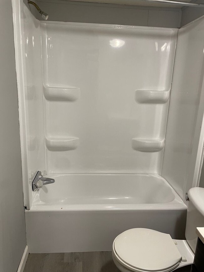 Building Photo - 4 BED, 2 BATH MOBILE HOME LOCATED IN JACKS...