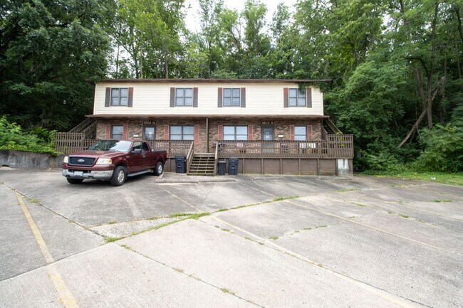 Primary Photo - 1813 Sunrise Dr