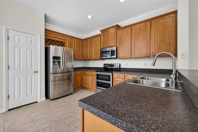 Building Photo - 6585 Marlberry Way