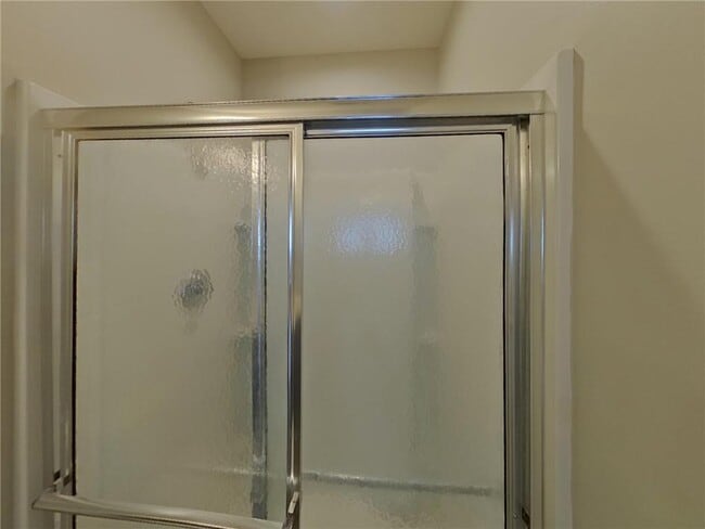 Building Photo - 16043 Estate Ln