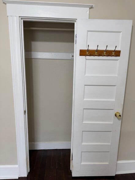Bed 3 closet - 128 Pleasant St