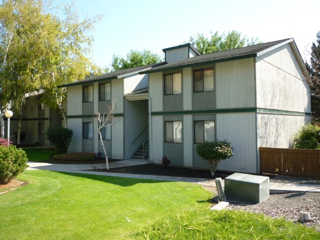 Primary Photo - Park Villlage Apartments I & II