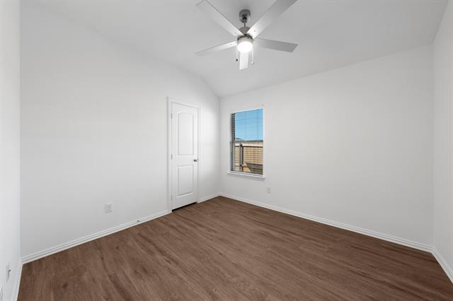 Building Photo - 304 Knoll Pines Drive