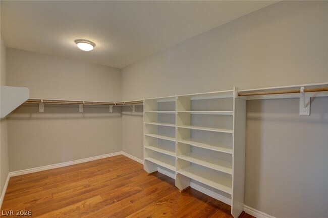 Building Photo - 12101 Edgehurst Ct
