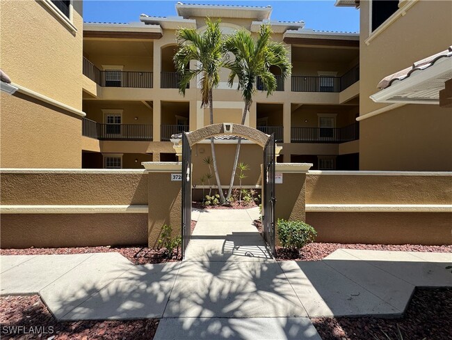 Building Photo - 3728 Agualinda Blvd