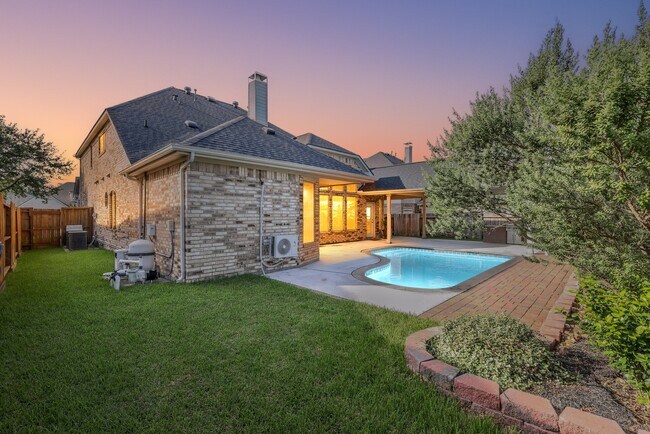 Building Photo - 2814 Keagan Falls Dr