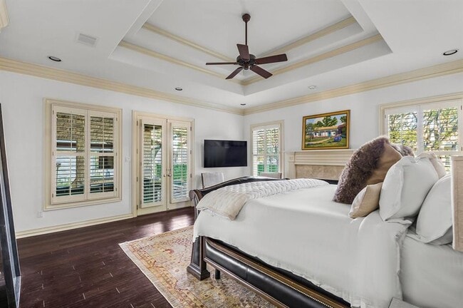 Building Photo - 5902 Saratoga Cove