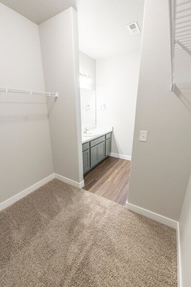 Building Photo - 734 N 260 W