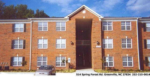 Primary Photo - Breckenridge Court Apartments