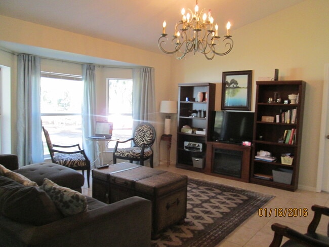 Building Photo - 4610 3rd Ave SW