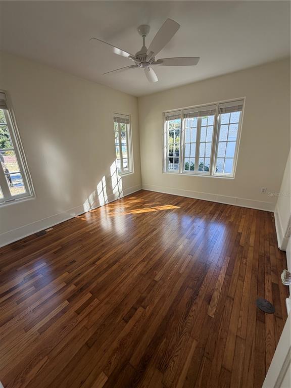 Building Photo - 48 Harvard St