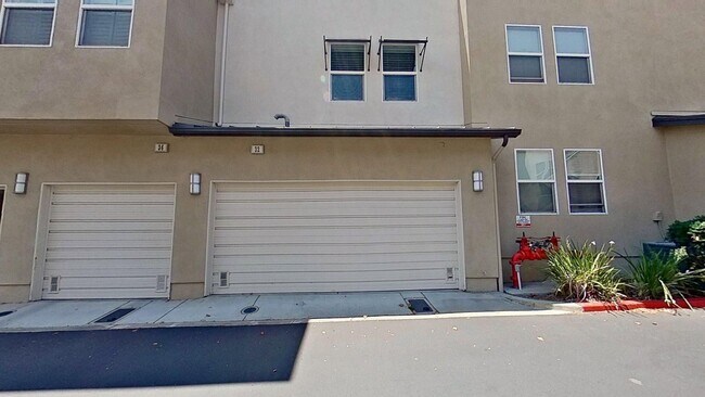 Building Photo - 32 Meridian Dr