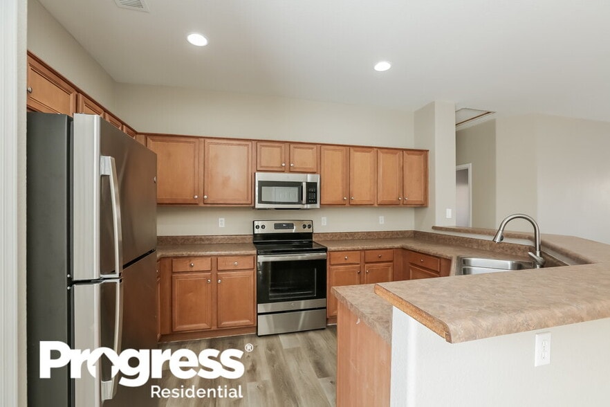Building Photo - 514 W Mountain View Dr