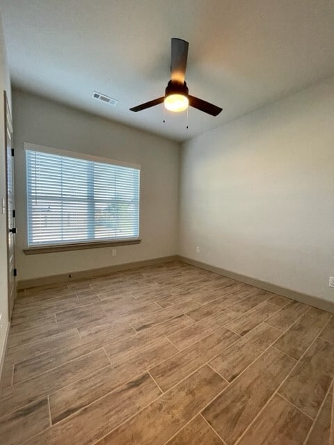 Building Photo - 912 Cook St