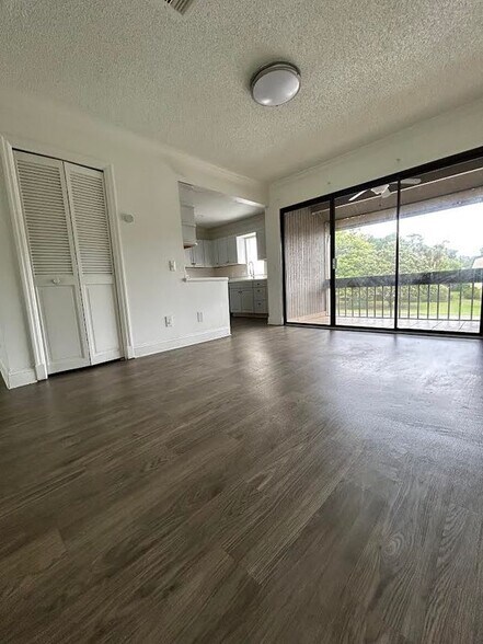 Building Photo - 7616 Las Palmas Way