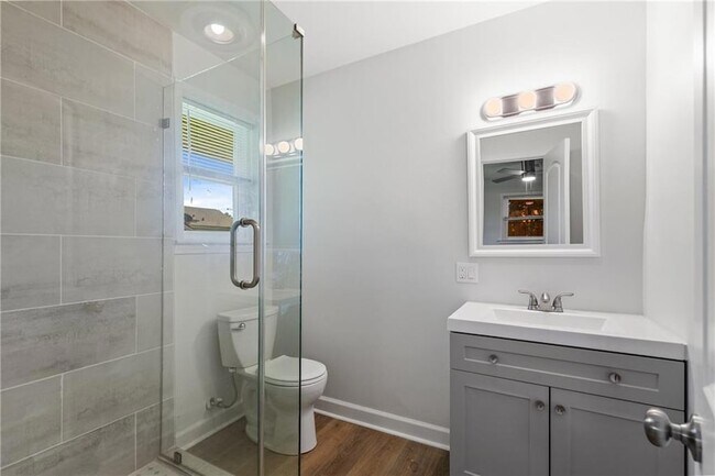 Building Photo - 542 Marino Dr