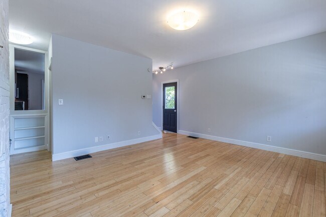 Building Photo - Available NOW  - Updated South Side Slopes Gem | Private Decks + Off-Street Parking