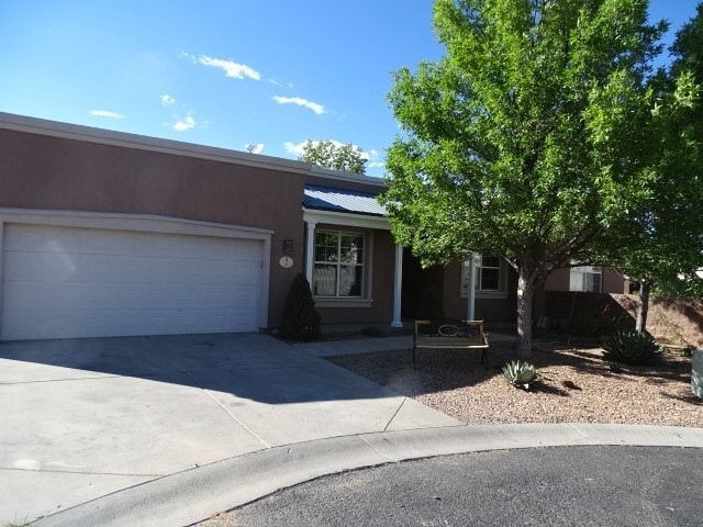 Building Photo - 4 Pelona Ct