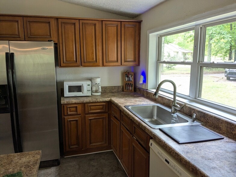 Building Photo - 12527 Brimstone Trl
