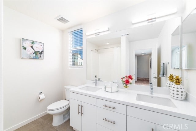 Building Photo - 11037 Serene Dr