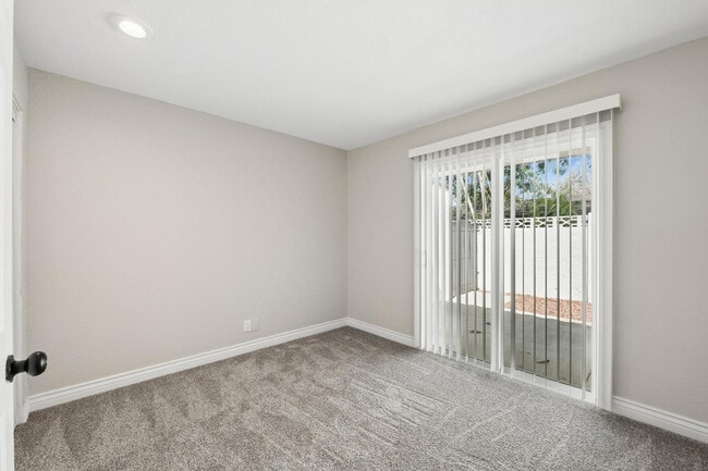 Building Photo - 7826 E Heatherbrae Ave