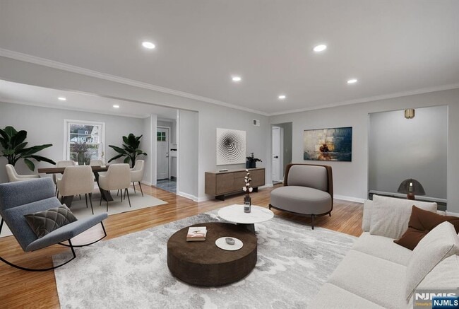 Building Photo - 164 Jeffer Ct