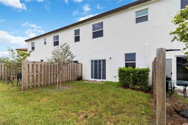 Building Photo - 12917 NW 23rd Pl