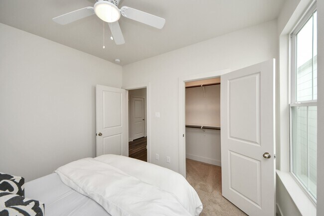 Building Photo - 5210 Burress Springs Ln