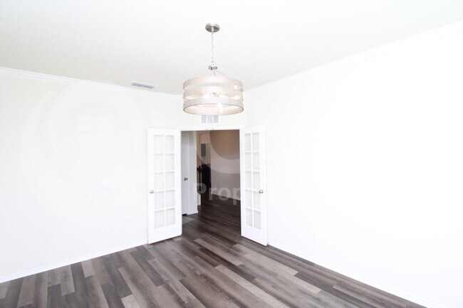 Building Photo - 5616 Cherrywood Wy