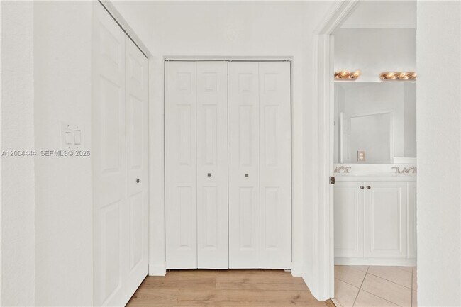 Building Photo - 10346 NW 30th Terrace