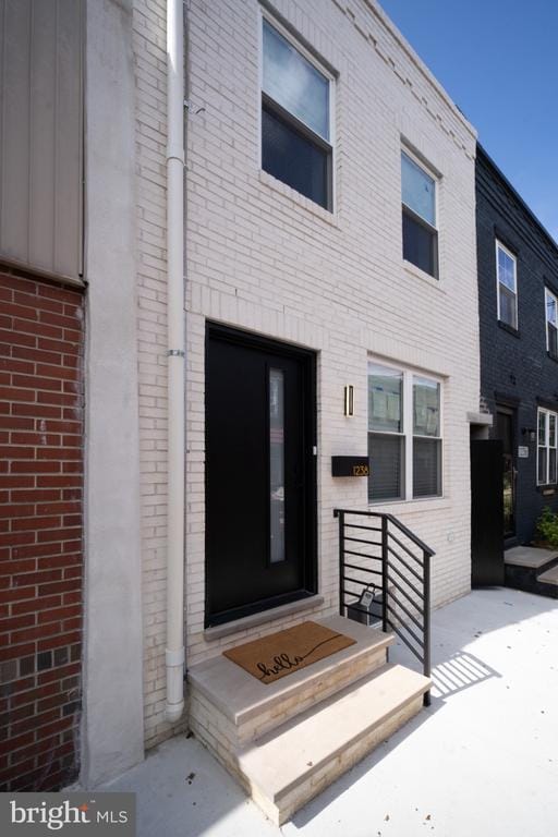 Building Photo - 1238 S Warnock St