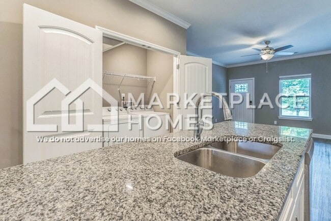 Building Photo - 1307 Vance Rd