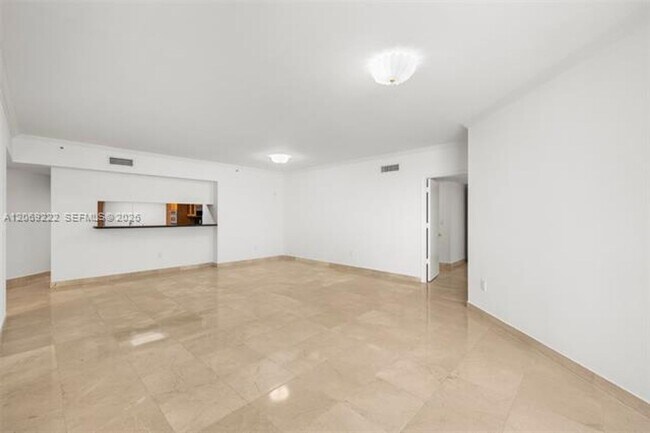 Building Photo - 9559 Collins Ave
