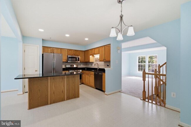 Building Photo - 4603 Weston Pl