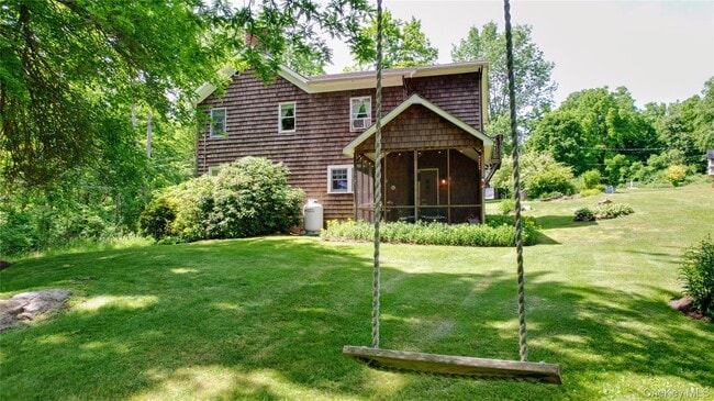 Building Photo - 9 Iron Forge Rd