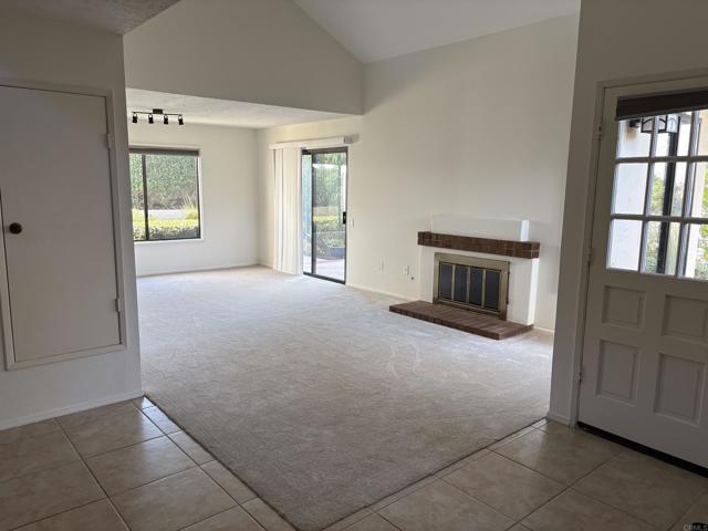 Building Photo - 3950 Carmel Springs Way