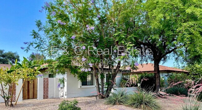 Building Photo - 8617 E Larkspur Dr