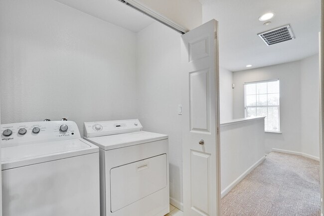 Building Photo - 3013 Goodacre Ct
