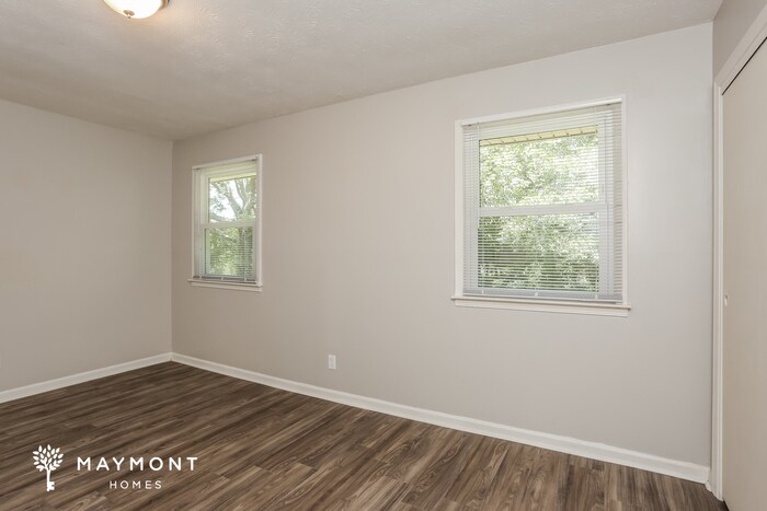 Building Photo - 229 Green Acre Ln