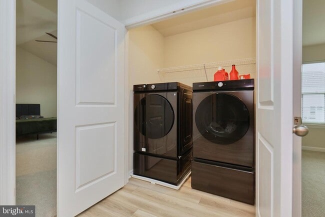 Building Photo - 1006 Shenandoah View Pkwy