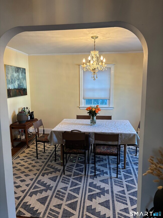 Building Photo - 150 Thames St