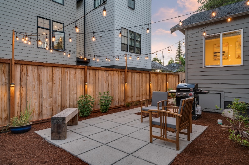 Building Photo - 6404 47th Ave SW